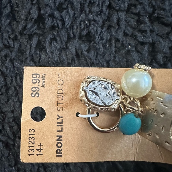 New Iron  Lilly Studio & Instant Gratification By Tradition - Picture 4 of 6